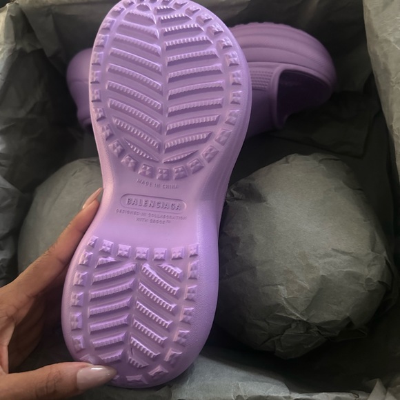 Balenciaga Lavender Pool Slide Crocs - Picture 3 of 8